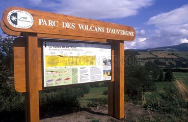 Panel in den Volcans D'Auvergne Natural Park Frankreich