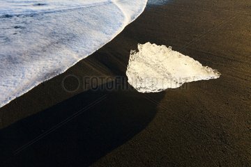Joekulsárlón ice stranded on a beach Iceland [AT]