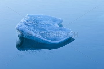 Ice floating on the Joekulsárlón Suðurland Iceland