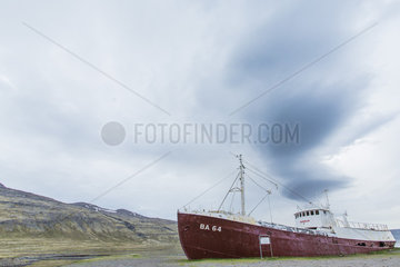 The first Icelandic metal-hulled vessel  the Gardar BA64  built in 1912  stranded in 1981 at the bottom of Patrekfjordur Fjord  Iceland