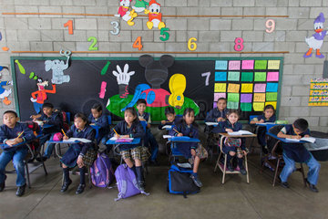 primary school pupils in guatamala