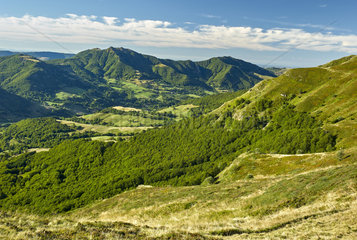 The valley of the Jordanne from the flanks of Puy Chavaroche (1739 m)  Cantal Mountains  Regional Natural Park of the Auvergne Volcanoes  France
