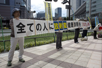 protest against nucliair energy
