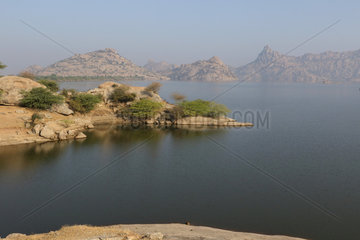 Jawaï Dam Reservoir  Rajasthan  India