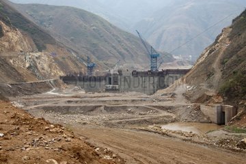 Construction of a dam and between Jianshui Yuangyan China
