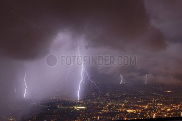 Multiple lightning strikes during a thunderstorm Geneva