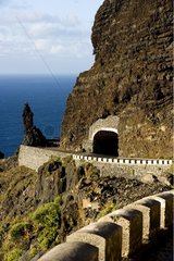 Asphalt Road und Tunnel Teneriffa Canary Islands