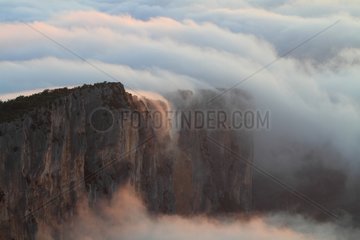 Sea of ​​clouds over the Grand Canyon du Verdon France