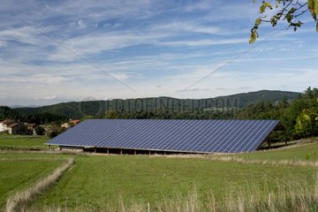 Shed roof with solar panels - Auvergne France