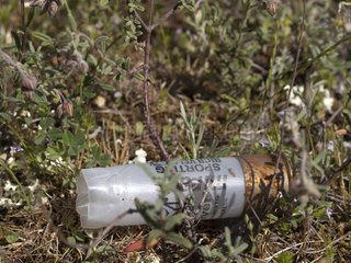 Hunting cartridge abandoned in the scrub Hérault