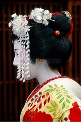 Kyoto  Geisha de profil dans le quartier de Gion