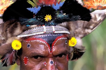 Portrait d'homme de la tribu Huly Wig Papouasie