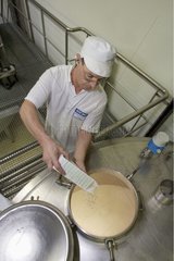 Milchsamling mit Joghurtherstellung Germents