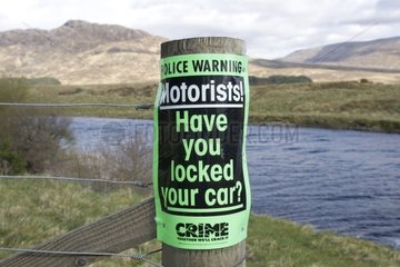 Warning counters the flight the cars of tourists Scotland