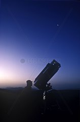 Large telescope to observe stars