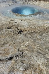 Geyser Strokkur vor Eruption Island