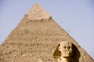 Sphinx and pyramid of Kephren Gizeh Egypt