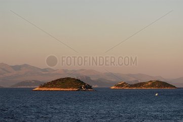 Iloots entlang der kroatischen adriatischen Seeküste