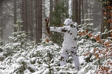 Bowhunting winter Vosges France