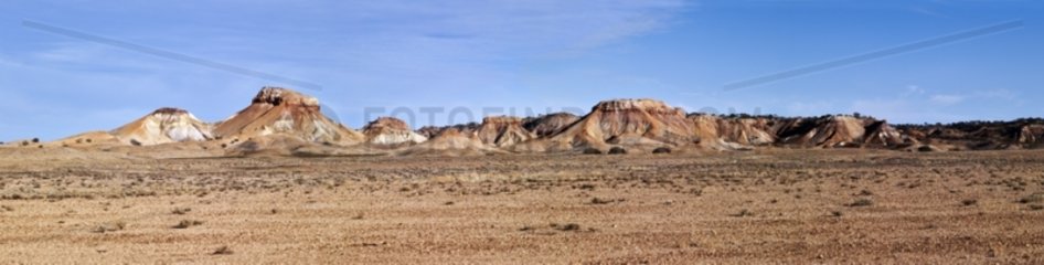 Arid landscape Arckaringa Hills / Painted Desert Australia