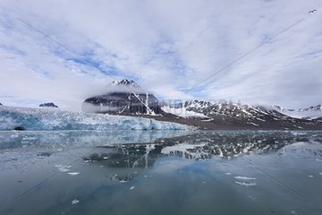 Svalbard glacier Monaco