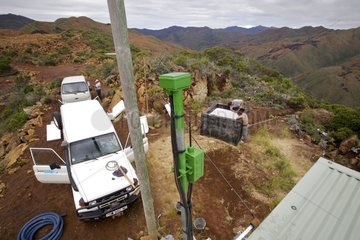 Seismic station network monitoring South Pacific Caledonia