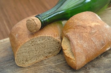 Bread flavored with cider and cider bottle