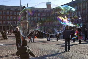 Street Animation Giant soap bubbles Madrid Spain