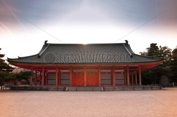 Heian Jinguà temple in springtime Japan
