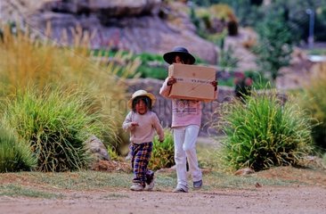 Kinder Wüste von Atacama Chile [at]