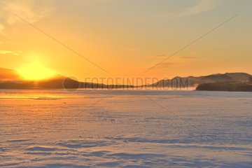 Kussharo lake at sunset - Hokkaido Japan