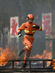CHINA-HOHHOT-FIREMAN-TRAINING (CN)