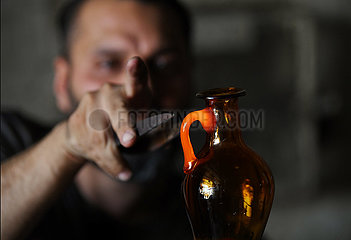 SYRIEN-DAMASKUS-handmade Glasherstellung