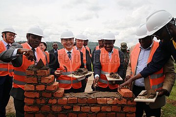 Rwanda-Musanze-CHINA-gef?rdertes Projekt-STARTET Rwanda-Musanze-CHINA-gef?rdertes Projekt-Abschuss Rwanda-Musanze-CHINA-gef?rdertes Projekt-STARTEN