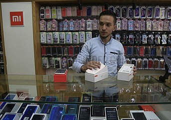 MIDEAST-GAZA-CHINA-MOBILE PHONES