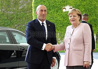 Bundeskanzleramt Treffen Merkel Haradinaj 360-berlin
