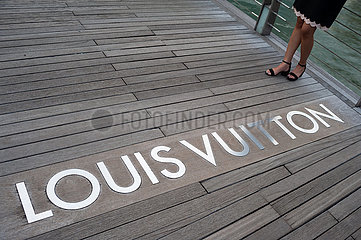 Singapur  Republik Singapur  Louis Vuitton am Marina Bay Sands