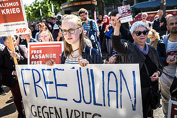FREE ASSANGE Assange Wikileaks Pressefreiheit
