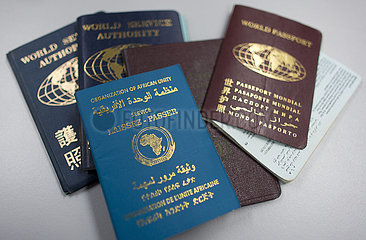 passport control at schiphol airport