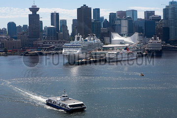 ferry service in Vancouver city  cruise ships in Vancouver harbour