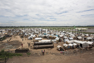 Displaced christians have taken refuge in Mpoko airport  CAR