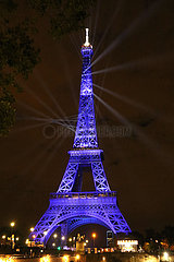 FRANCE - PARIS - EIFFEL TOWER
