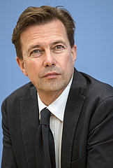 Steffen Seibert