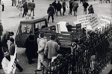 '19. November 1989  Erfurt  ''Kuenstler- Demo'''