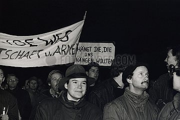 7. Dezember 1989  Erfurt  Demonstration zur Stasi- Besetzung