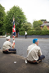 Grossbritannien  Belfast - Mitglieder einer Kapelle am Orangemens Day  protestantischer  jaehrlicher Feiertag zum Gedenken an die Schlacht am Boyne