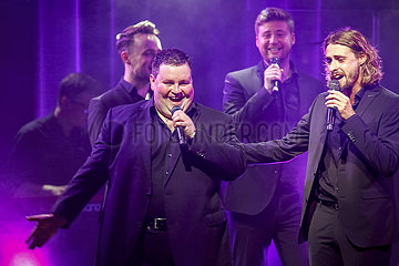 Tipi Berlin THE 12 TENORS - BEST OF-TOUR