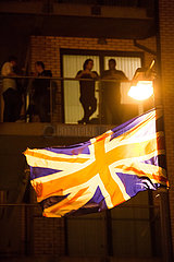 Grossbritannien  Belfast - Union Jack am Orangemen’s Day  protestantischer  jaehrlicher Feiertag zum Gedenken an die Schlacht am Boyne