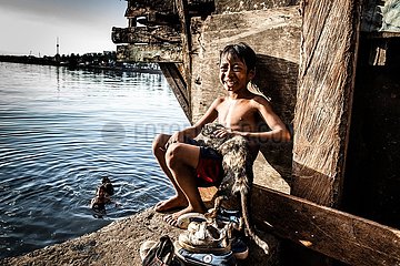 Floating Kids Manila in the Ocean of Plastic