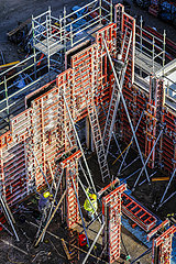Bauarbeiter arbeiten auf einer Baustelle an einer Betonschalung  Oberhausen  Nordrhein-Westfalen  Deutschland